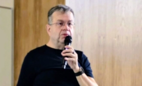 Lecture by Petr Koubský: AI and Cybersecurity – An Old Story About a Shield and a Sword